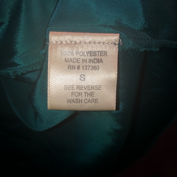 Truth NYC Emerald Button-up Blouse - Picture 5 of 5